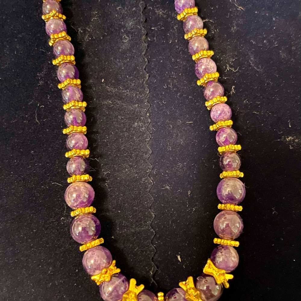 Stauer purple bead necklace